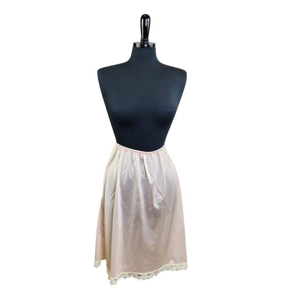 Vintage Undercover Wear Half Slip S Blush Ballet Pink Lace Trim 60s